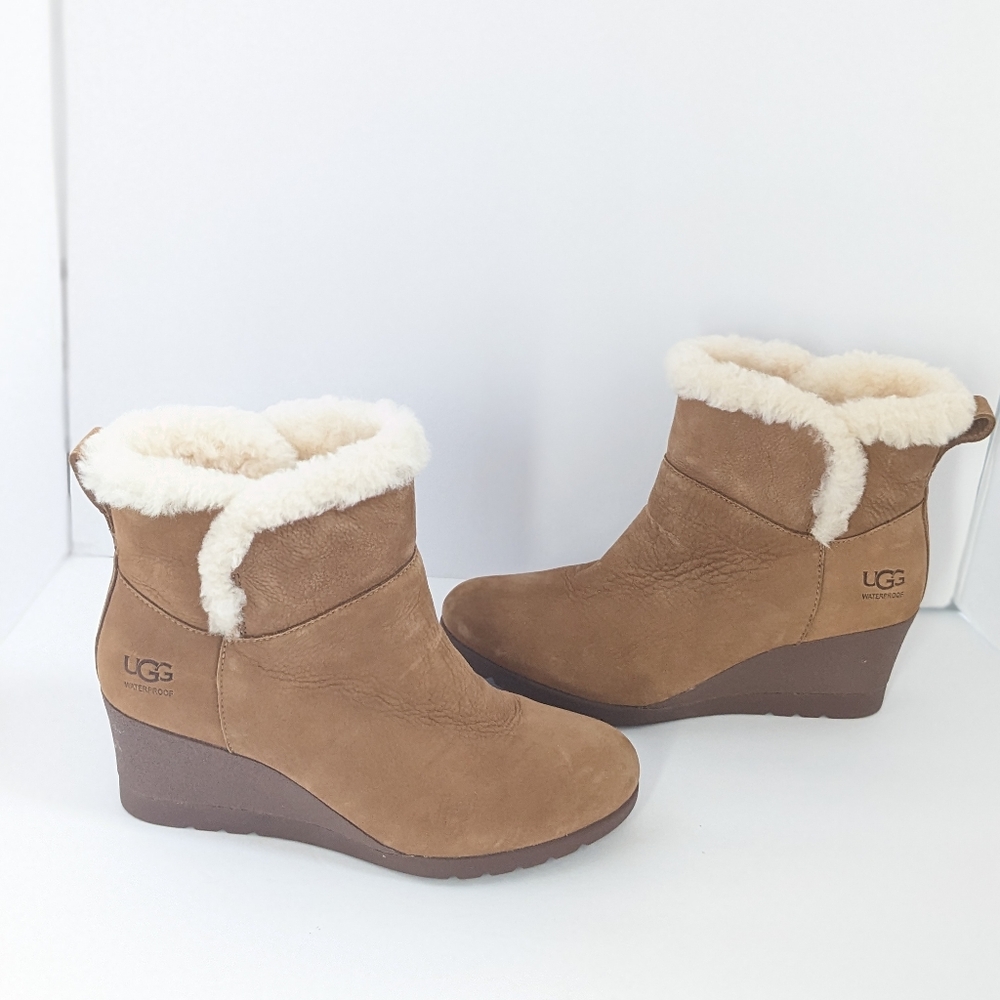 UGG Tan Winter Boots with Cream Fur
